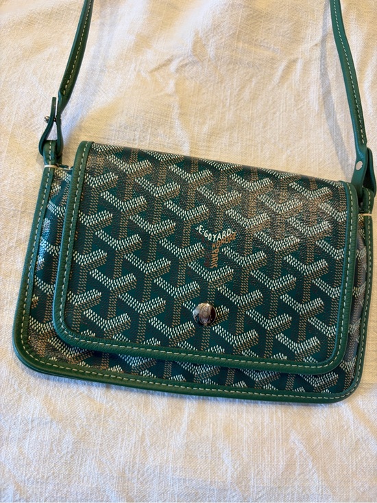 Goyard Handbags - Goyard Teal Green Signature Chevron Crossbody Bag